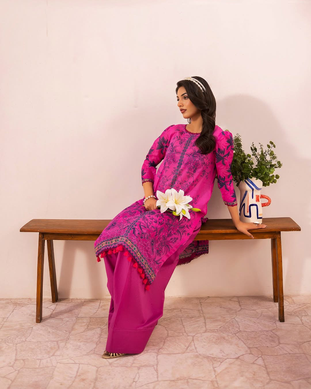 Naqsh 2-Piece Lawn 2025”