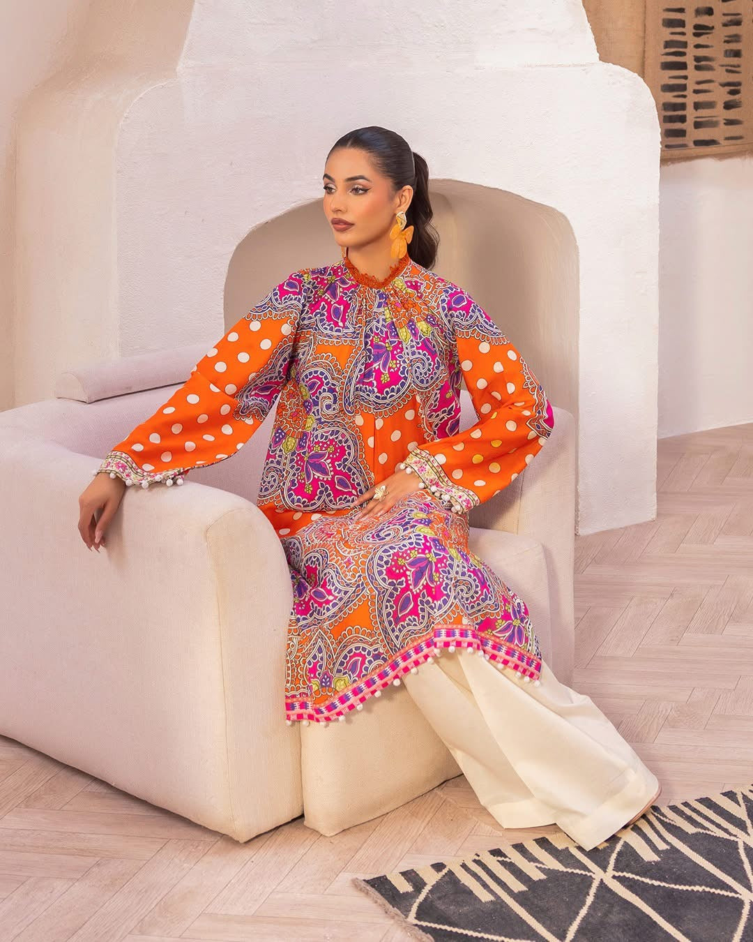Naqsh 2-Piece Lawn 2025”