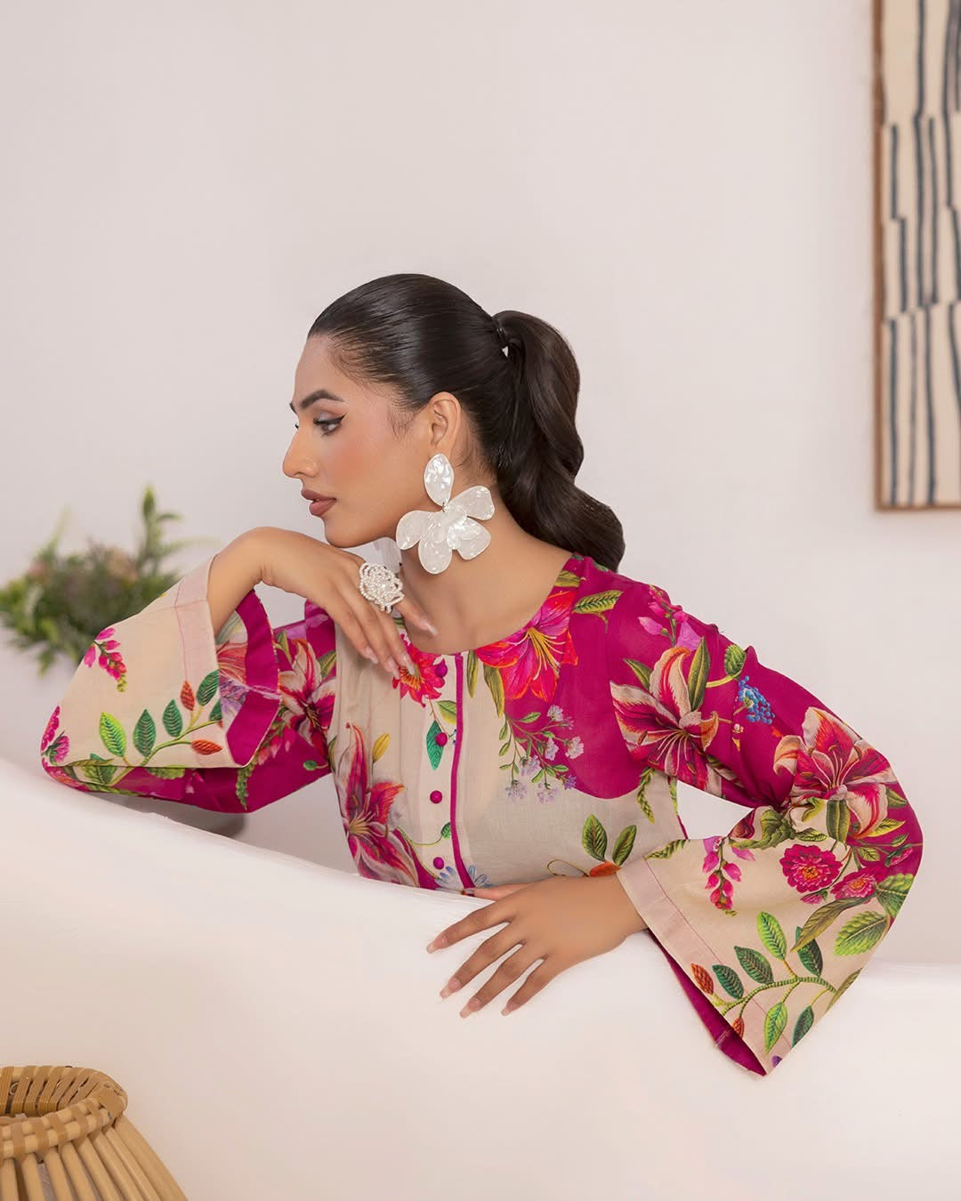 Naqsh 2-Piece Lawn 2025”